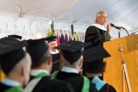 Professor Yunus Delivers Commencement Speech at Babson College, USA Professor Yunus Delivers Commencement Speech at Babson College, USA